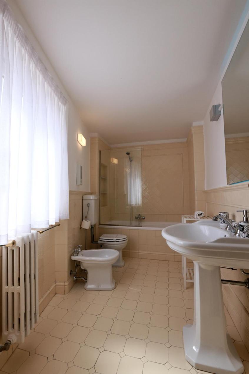 Il Siciliano Room'S & Suite Palermo Bagian luar foto