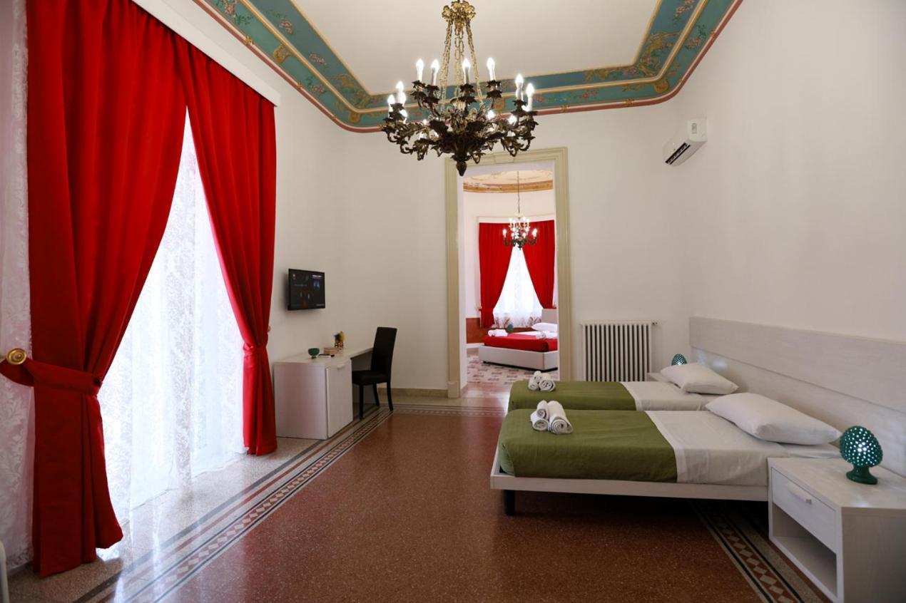 Il Siciliano Room'S & Suite Palermo Bagian luar foto