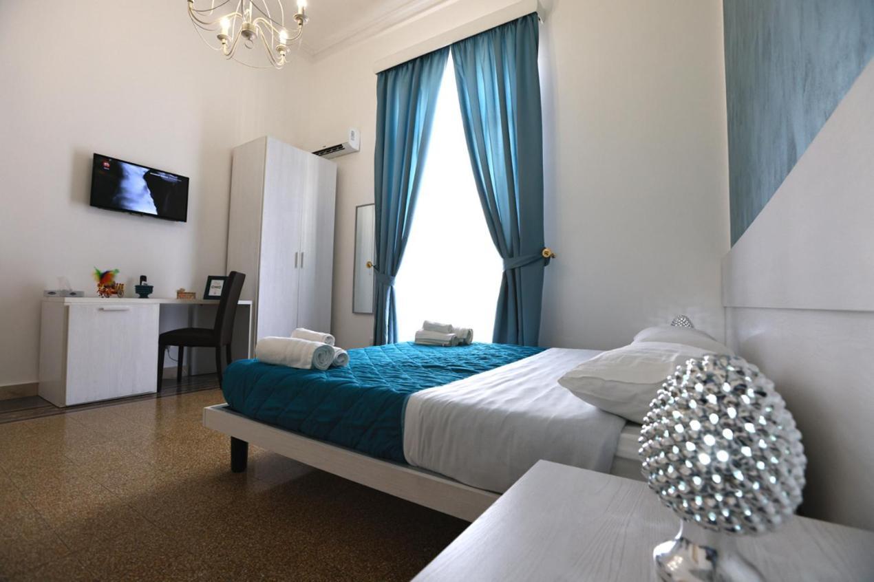 Il Siciliano Room'S & Suite Palermo Bagian luar foto