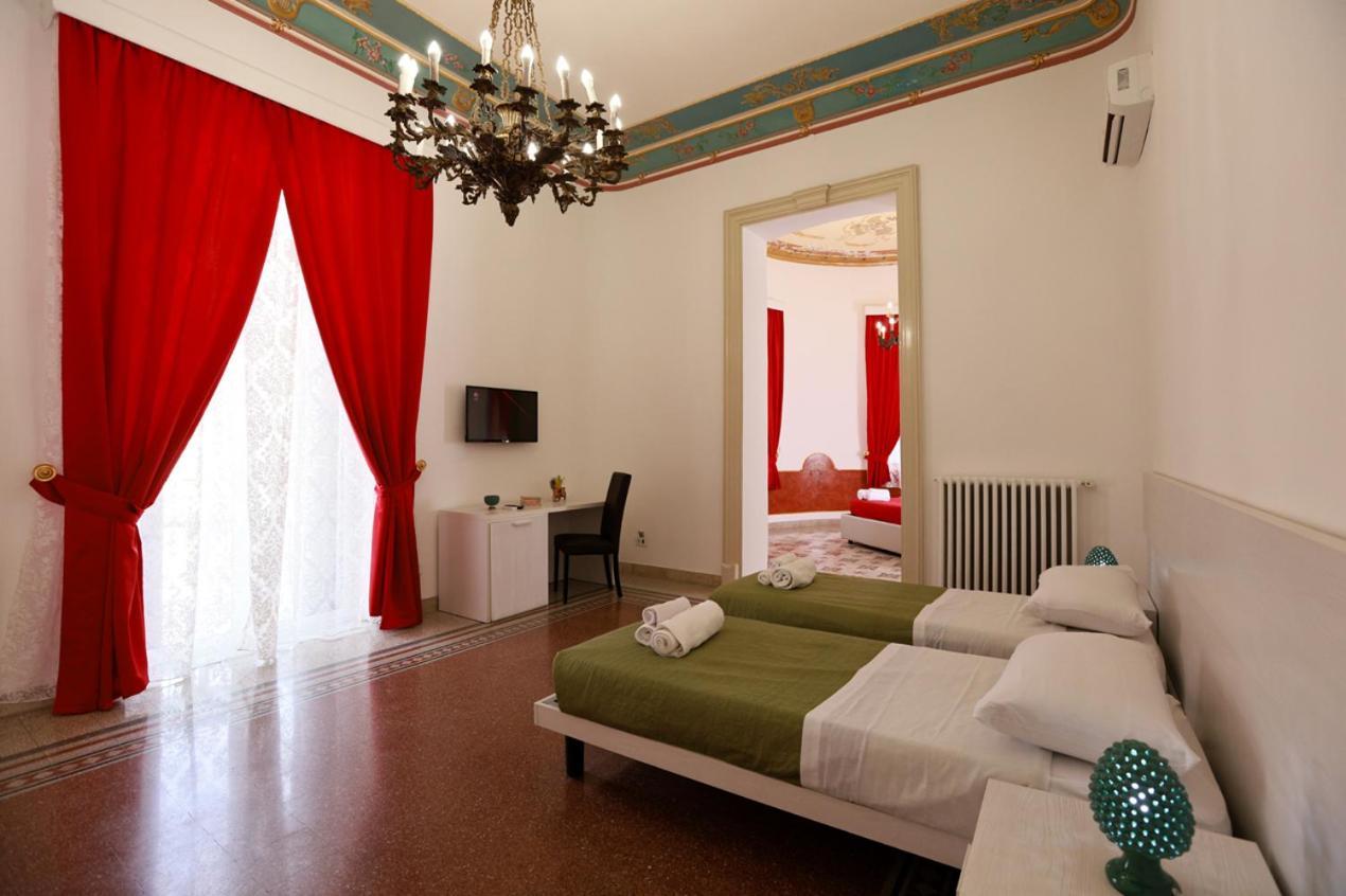 Il Siciliano Room'S & Suite Palermo Bagian luar foto