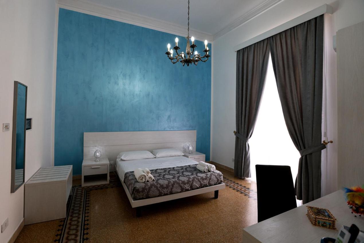 Il Siciliano Room'S & Suite Palermo Bagian luar foto
