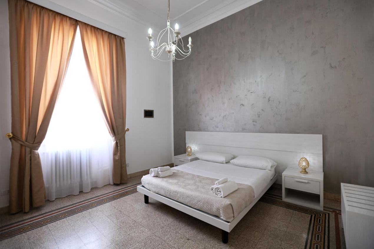 Il Siciliano Room'S & Suite Palermo Bagian luar foto
