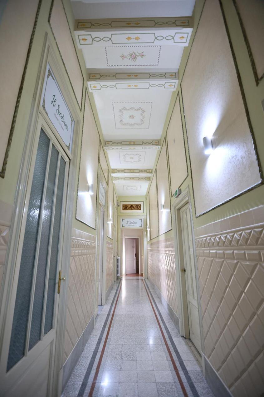 Il Siciliano Room'S & Suite Palermo Bagian luar foto