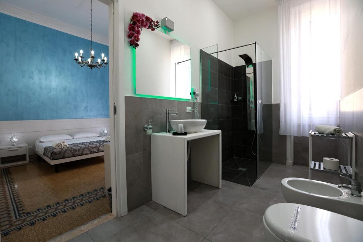 Il Siciliano Room'S & Suite Palermo Bagian luar foto
